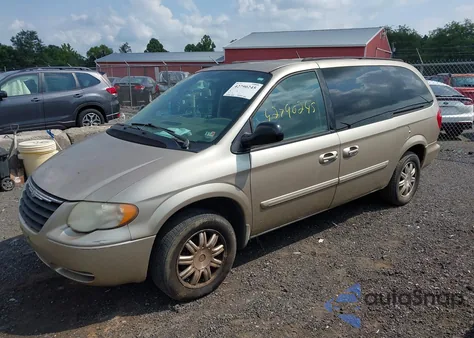 2006 Chrysler Town & Country Touring из США, поврежденный, VIN 2A4GP54L66R706054